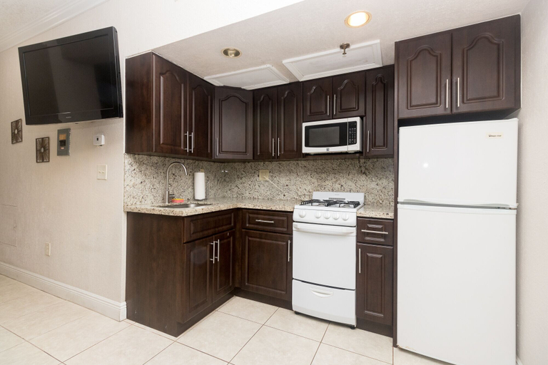 Others 4, 457 City View Hollywood Beach Resort, Broward