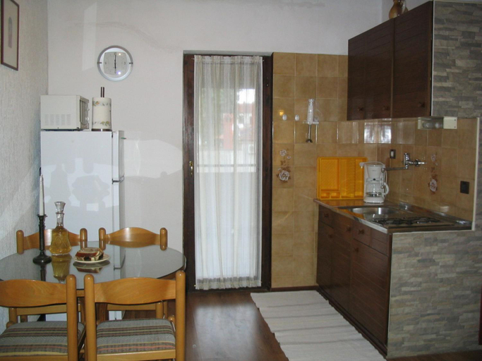 3, Apartment Dady with a large covered terrace, Fažana