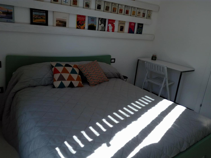 Others 5, Ananke B&B, Barletta-Andria-Trani