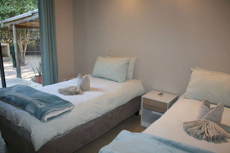 Bedroom 3, Thornhill Safari Lodge, Mopani