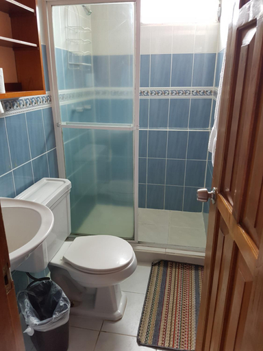 Bathroom, Residencial El Valle, Antón