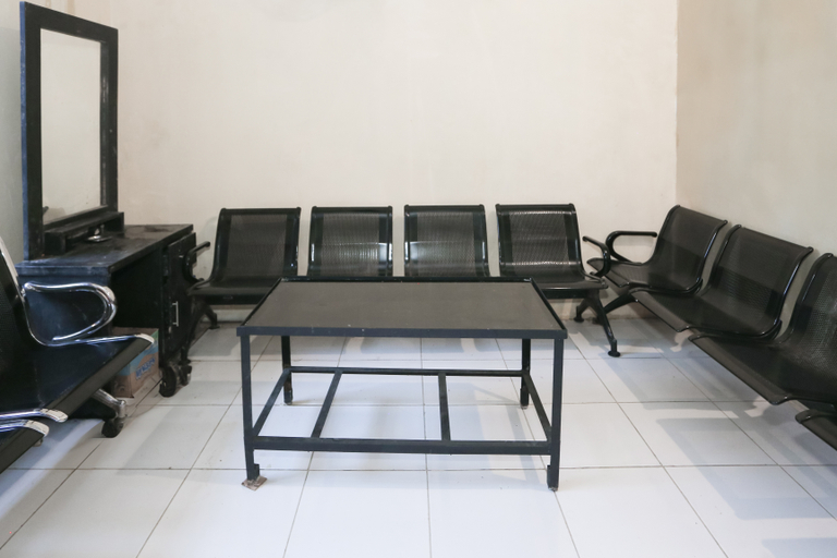Public Area 2, SPOT ON 93908 Angel Guest House, Tangerang