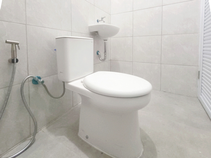 Bathroom 19