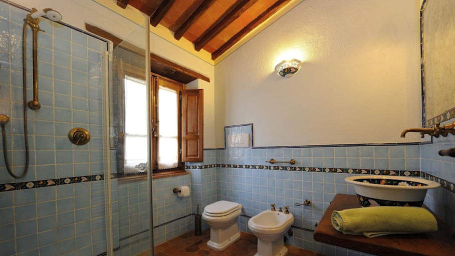 Bathroom 3, Mulino della Villa, Arezzo