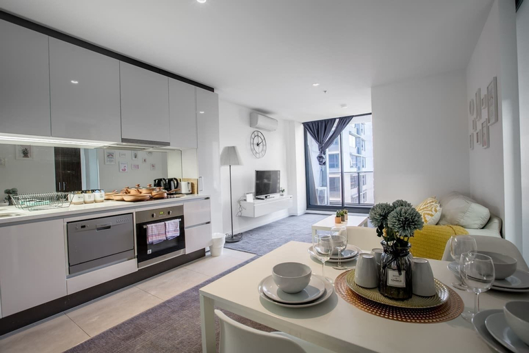 New Renovated & Cozy Apt Closes To Southern Cross, Melbourne