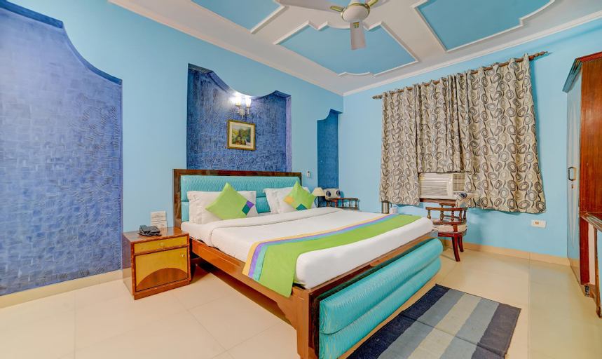 Bedroom 8