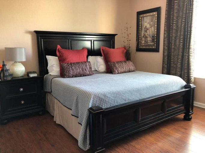 Bedroom 2, Tideview #85 · 3 Suites Near Convention, Universal & Disney, Orange