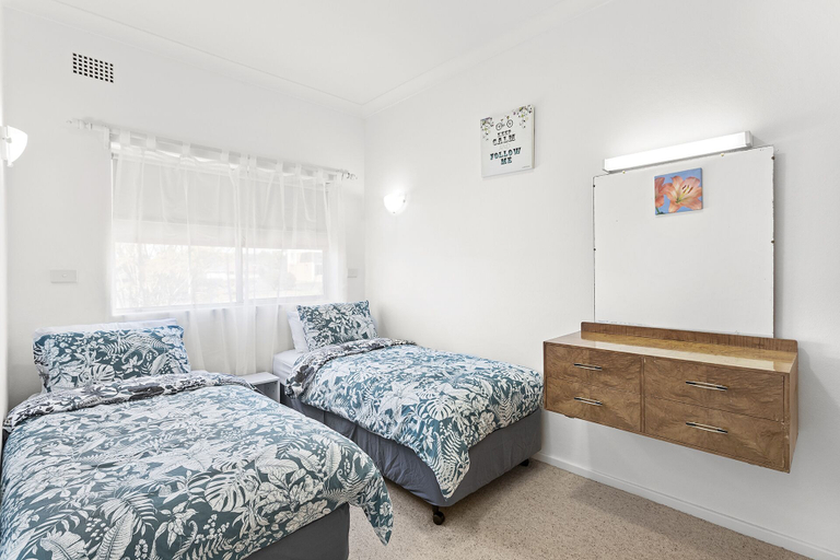 Bedroom 3, Fiddlers Green 7 62 Magnus Street, Port Stephens