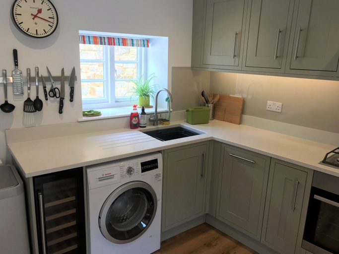 Others 5, The Cottage, Lower St, West Chinnock, Somerset