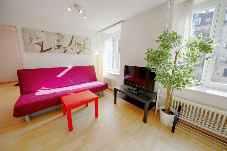 ZH Keita - Stauffacher Hitrental Apartment, Zürich