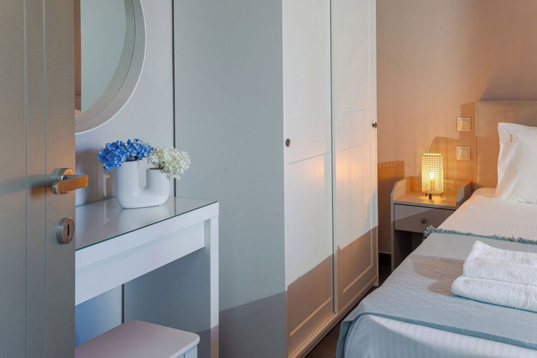 Bedroom 4, Fresh 1 Bd Apt with Patio in Heraklion, Crete