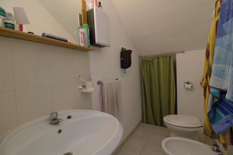 Bathroom 4, Rifugio dei Pescatori Fronte Spiaggia, Taranto