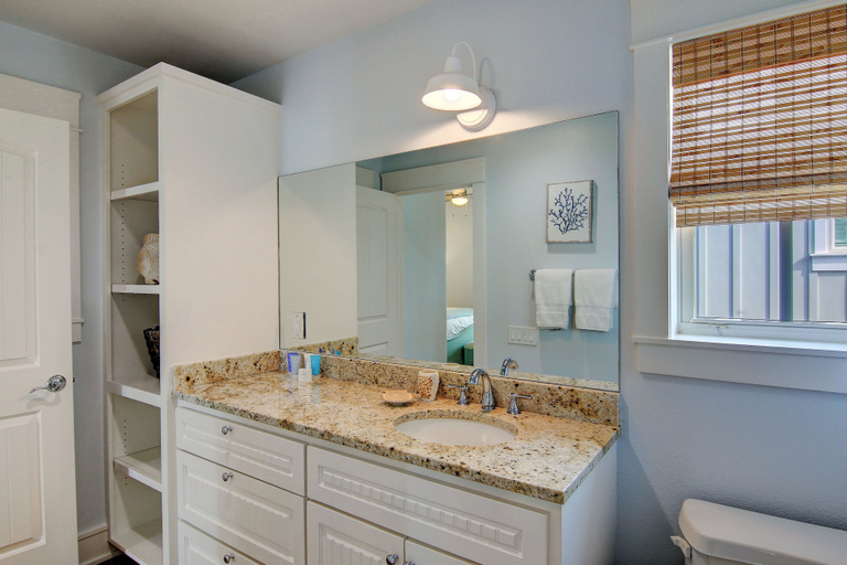 Bathroom 4, Casa Del Mar 103 ST, Nueces