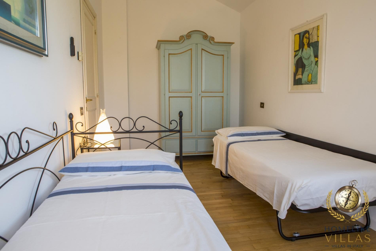 Bedroom 3, Villa Panperduto, Macerata