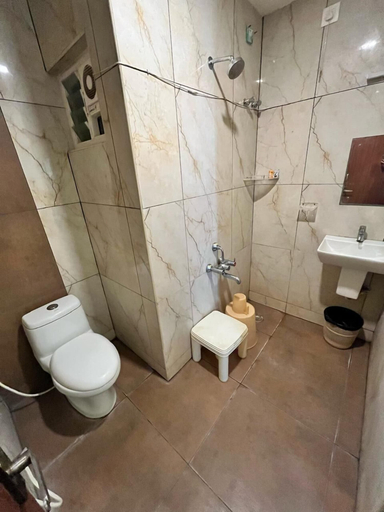 Bathroom 3, Velan Temple View, Dindigul