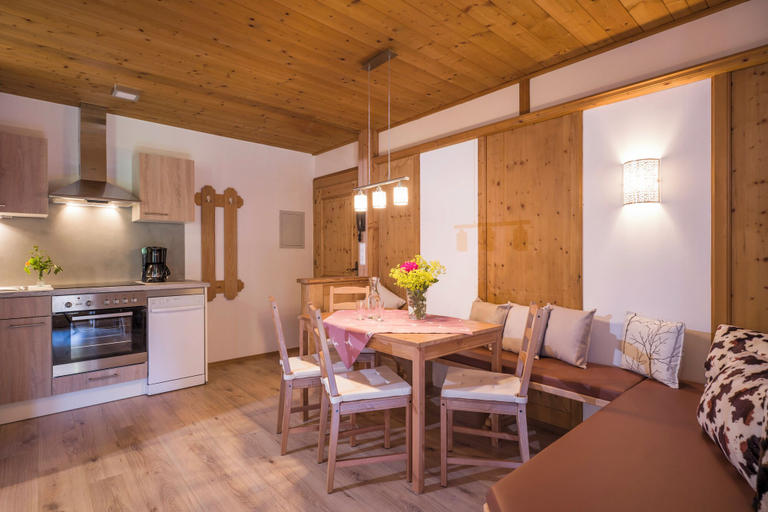 Others 5, Grittlmühle Chalet Ferienwohnungen, Kitzbühel