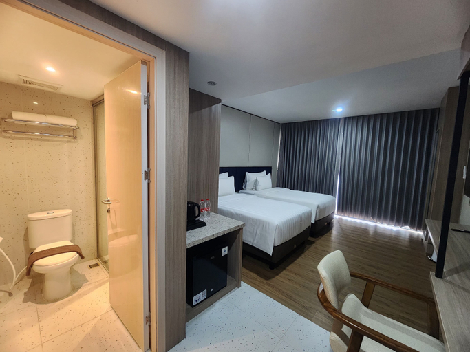 Bedroom 28