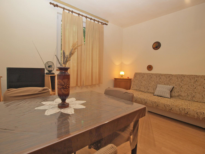 Others 2, Apartments Maja 221, Pula