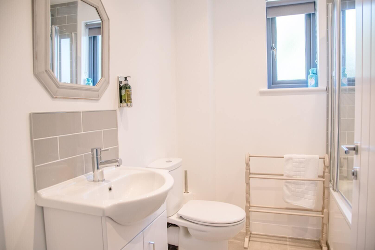 Bathroom 3, 3 Oaks Court, Thorpeness, Suffolk