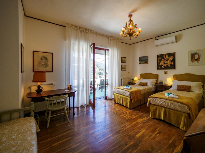 Bedroom 10