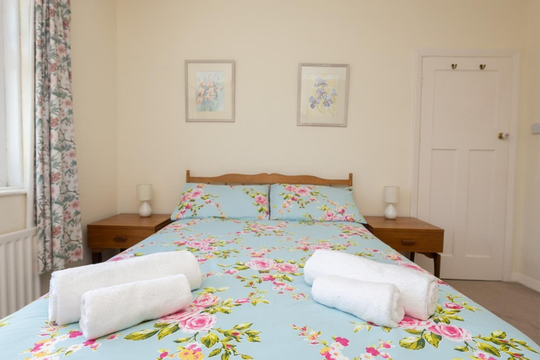 Bedroom 2, Green Leas, Dorset