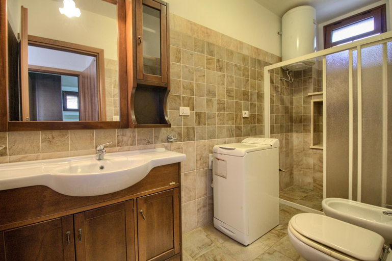 Bathroom 4, Salvia Lovely Seaview, Lecce