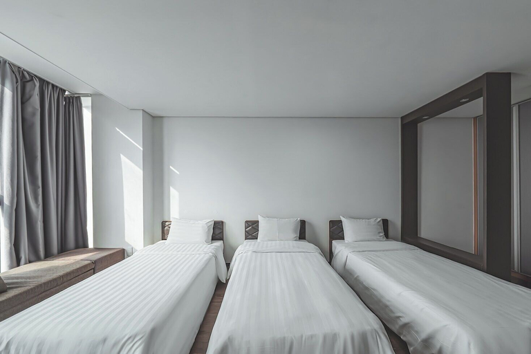 Bedroom 3, Brown Suites Hotel Sinchon Central, Seodaemun