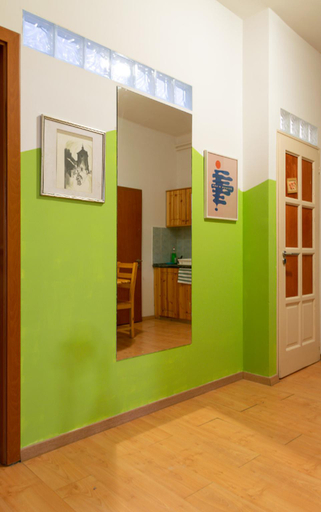 Others 5, Lima Pub and Hostel-NEW, Győr