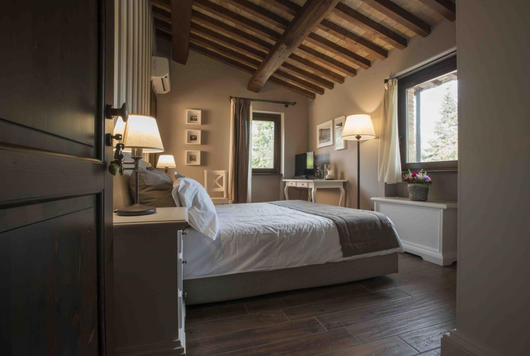 Bedroom 3, Villa Teloni, Macerata