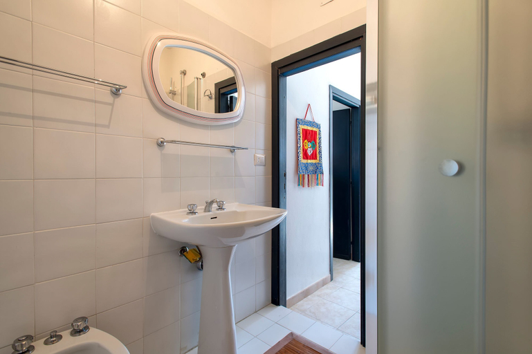 Room 5, Ruota 2 in Alghero With 1 Bedrooms and 1 Bathrooms, Sassari