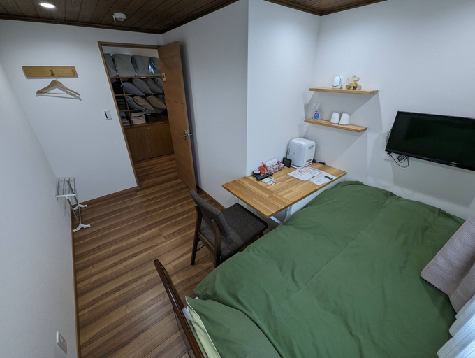 Bedroom 3, guesthouse KEY's, Kira