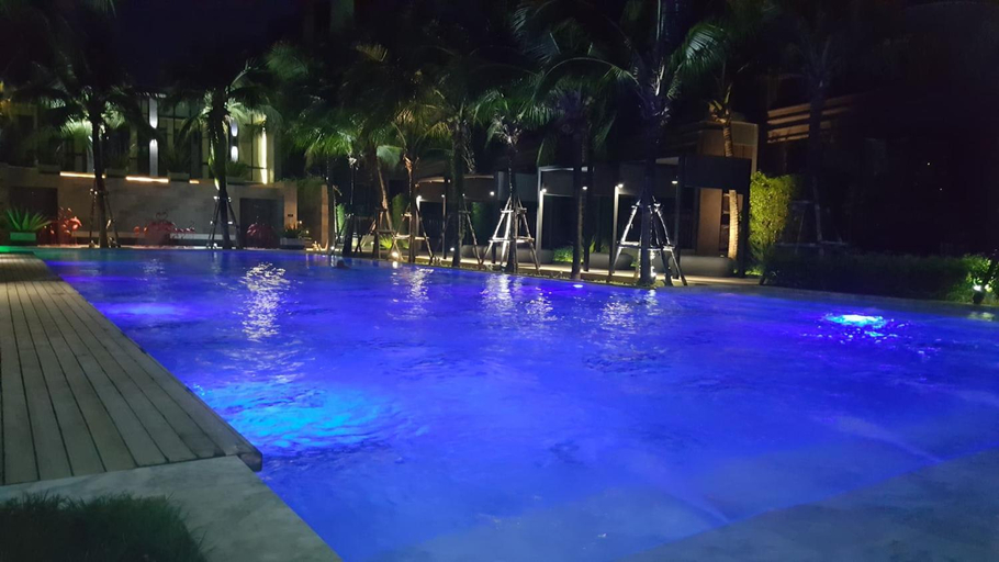 Sport & Beauty 2, Luxury King Bed Apartment with Pool View and Sauna, Spacious 57 sqm,, Pulau Phuket