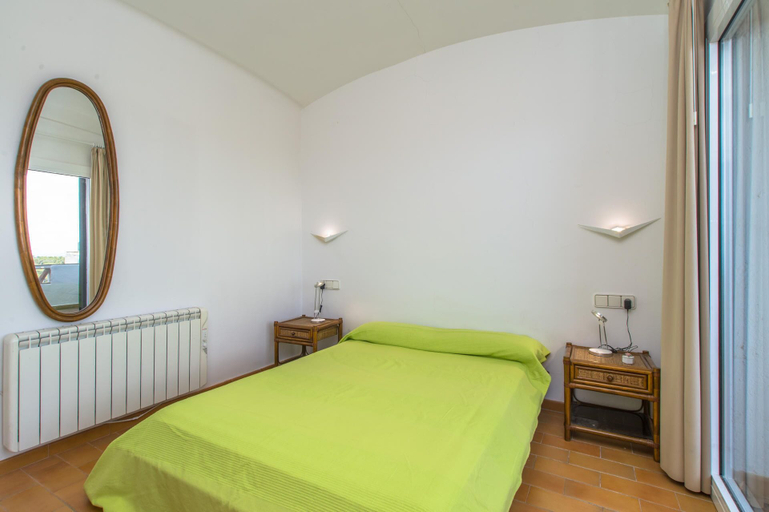Bedroom 3, B-40 Begur 4 PAX, Girona