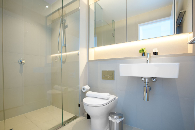 Bathroom 3, Central Melbourne 2br2bt APT on Collins St+parking, Melbourne