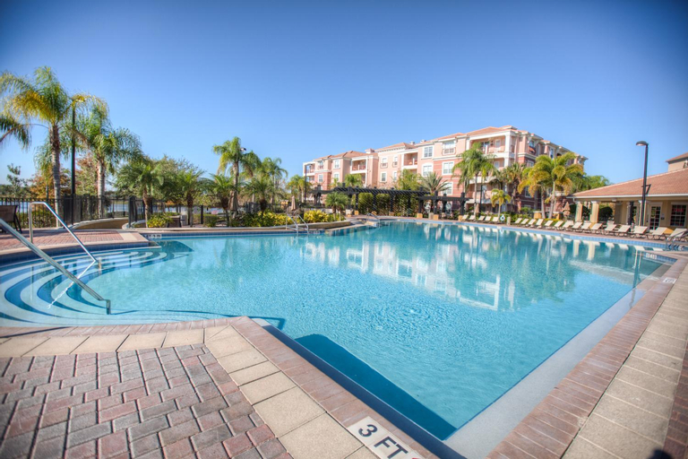 Swimming Pool 7