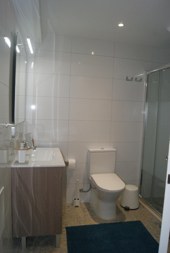 Bathroom 3, Casa Da Vila, Lagos