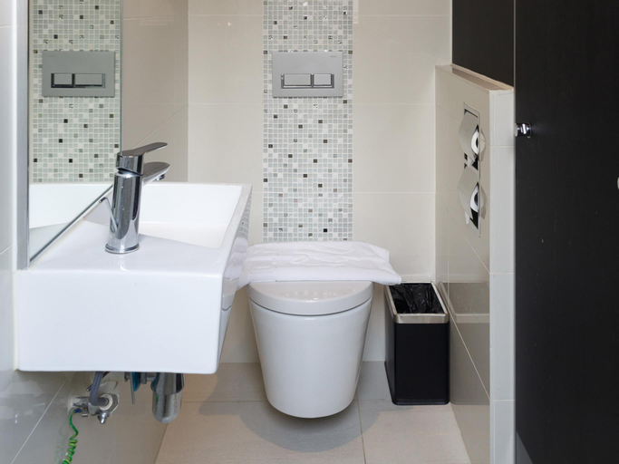 Bathroom 1