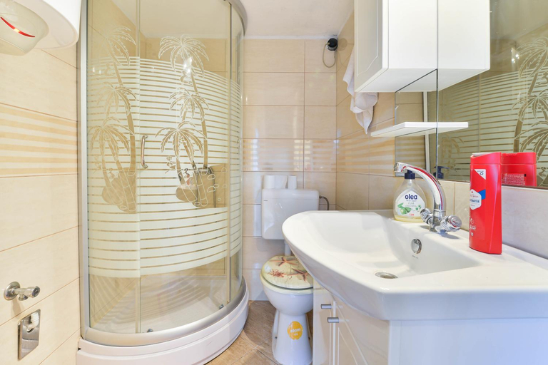 Bathroom 2, Apartment Borik, Zadar