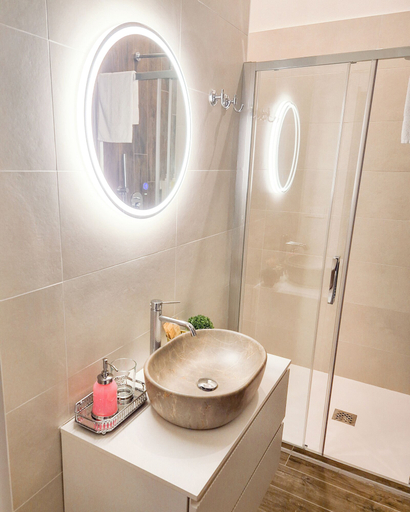 Bathroom 4, Ginevra Suite, Bologna
