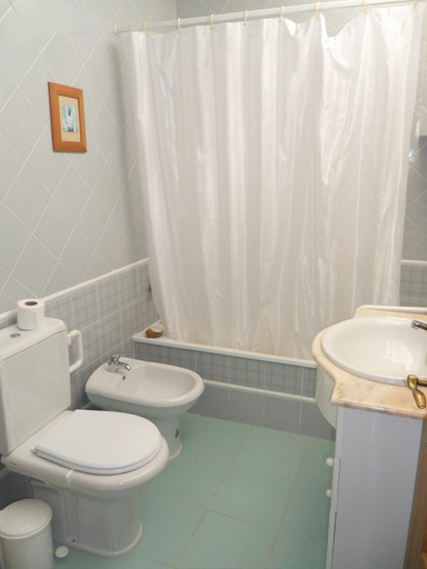 Bathroom 2, Casa na praia e golfe, Loulé