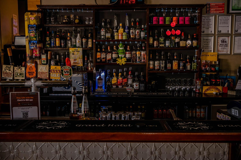 Food & Drinks 5, Grand Hotel Mount Morgan, Mount Morgan