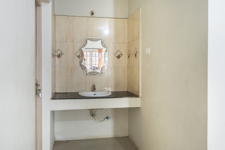 Bathroom 3, GuestHouser 3 BHK Cottage 563f, The Nilgiris