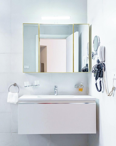 Bathroom 4, Desfam Apartment, Addis Abeba