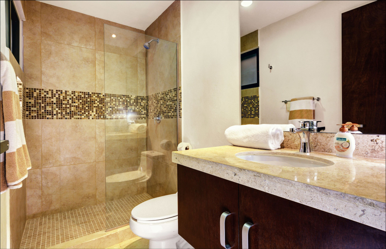 Bathroom 4, Anita 2 bedroom apartment sleeps 5, Cozumel