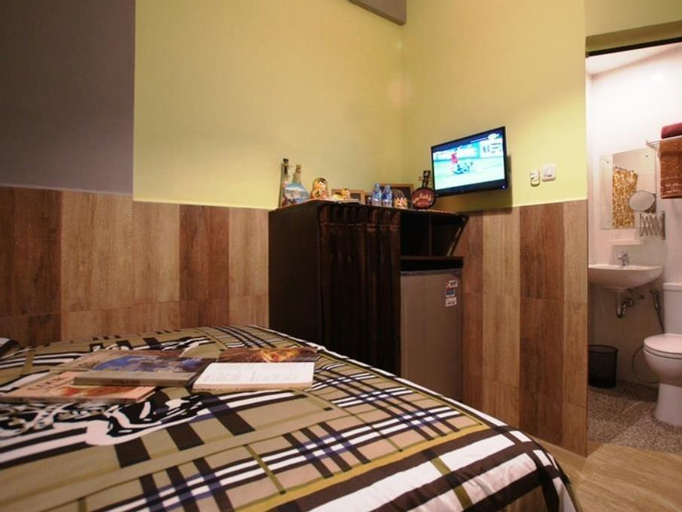 Bedroom 9