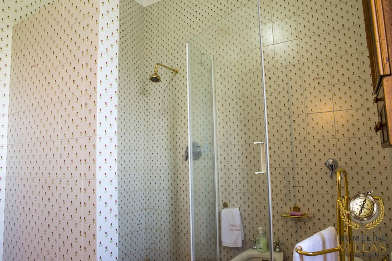 Bathroom 4, Villa Panperduto, Macerata