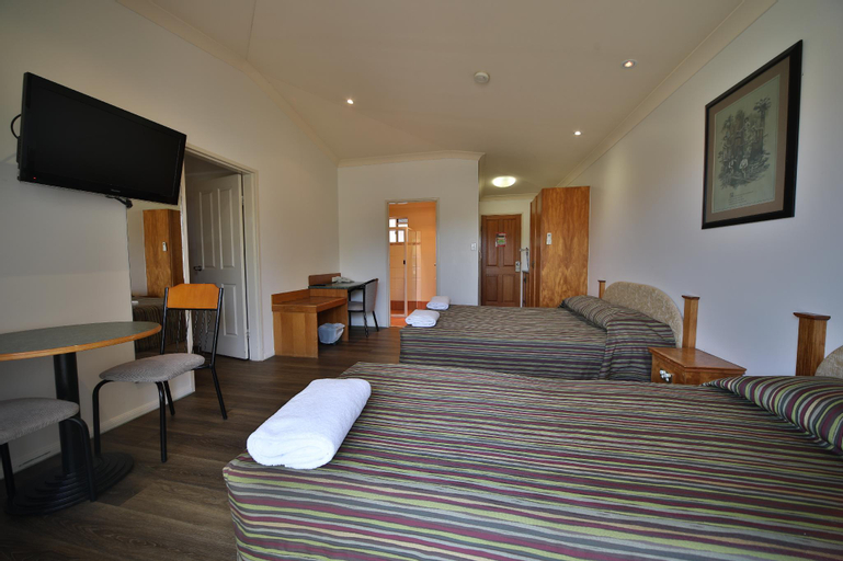 Bedroom 10