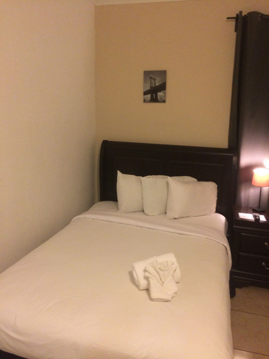 Bedroom 2, Hollywood Beach Resort- Beautiful Large Studio , Simply the Best Value, Broward