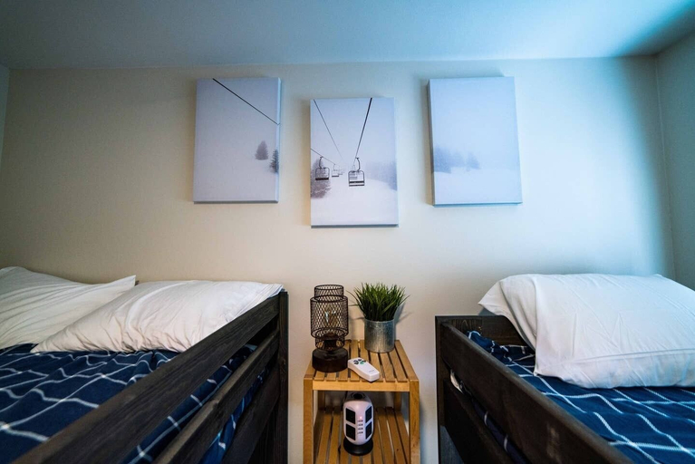 Bedroom 3, The Snowberry Sanctuary Lakefront Georgetown, Clear Creek