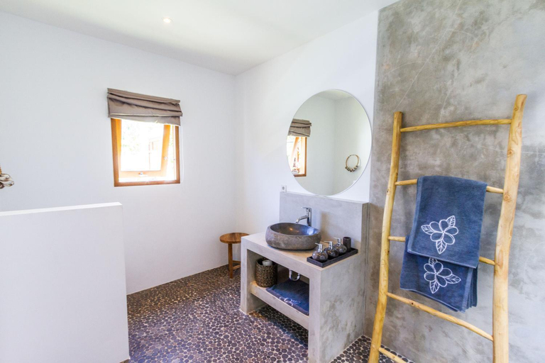 Bathroom 3, Ka Hana Mana Villa, Badung
